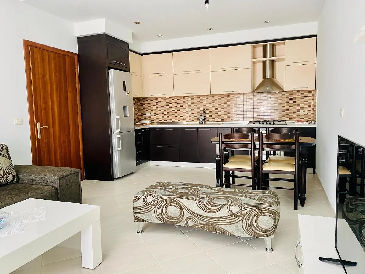 Downtown Apartment Fier Albania